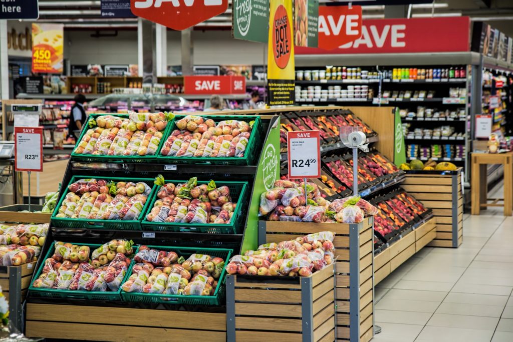 Merchandising Training - Promoting apples